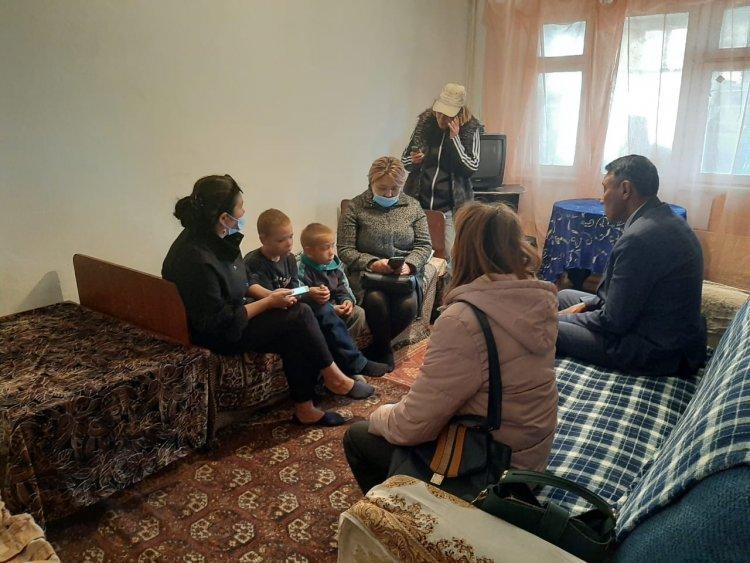 "Жайсыз отбасы балаларымен және ата-аналарымен жұмыс"